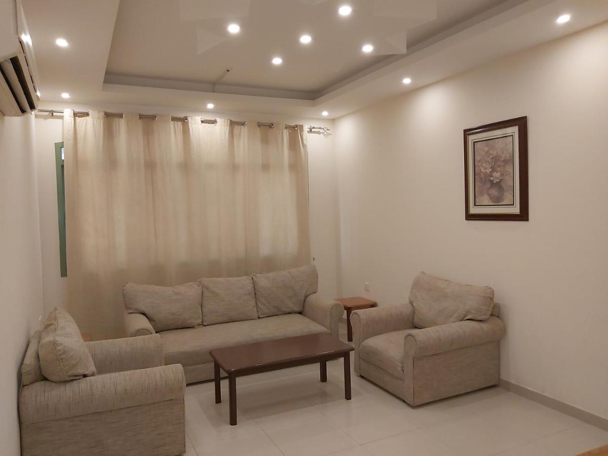 Dar Al Deyafa Hotel Apartment Maszkat Kültér fotó