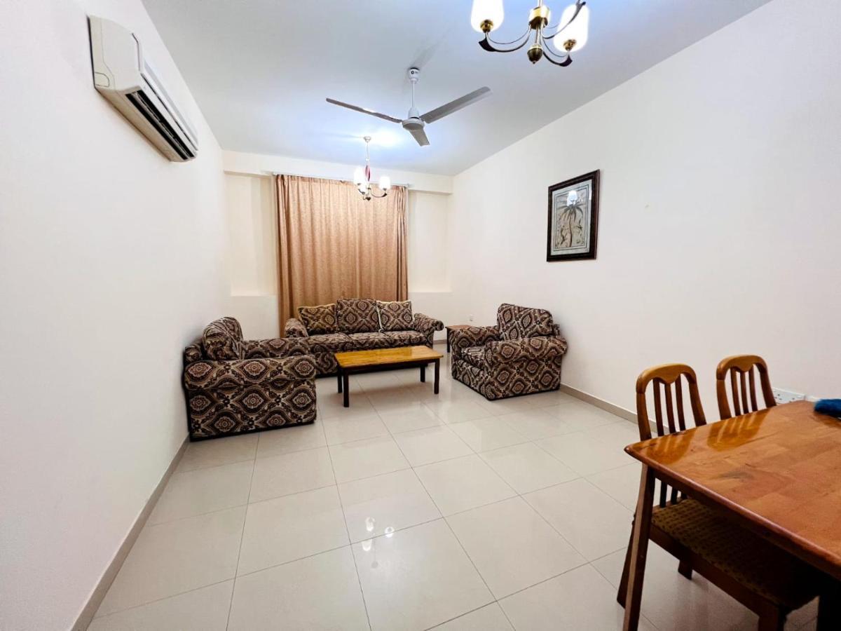Dar Al Deyafa Hotel Apartment Maszkat Kültér fotó
